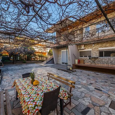Apartman Apartman Doris Kastela